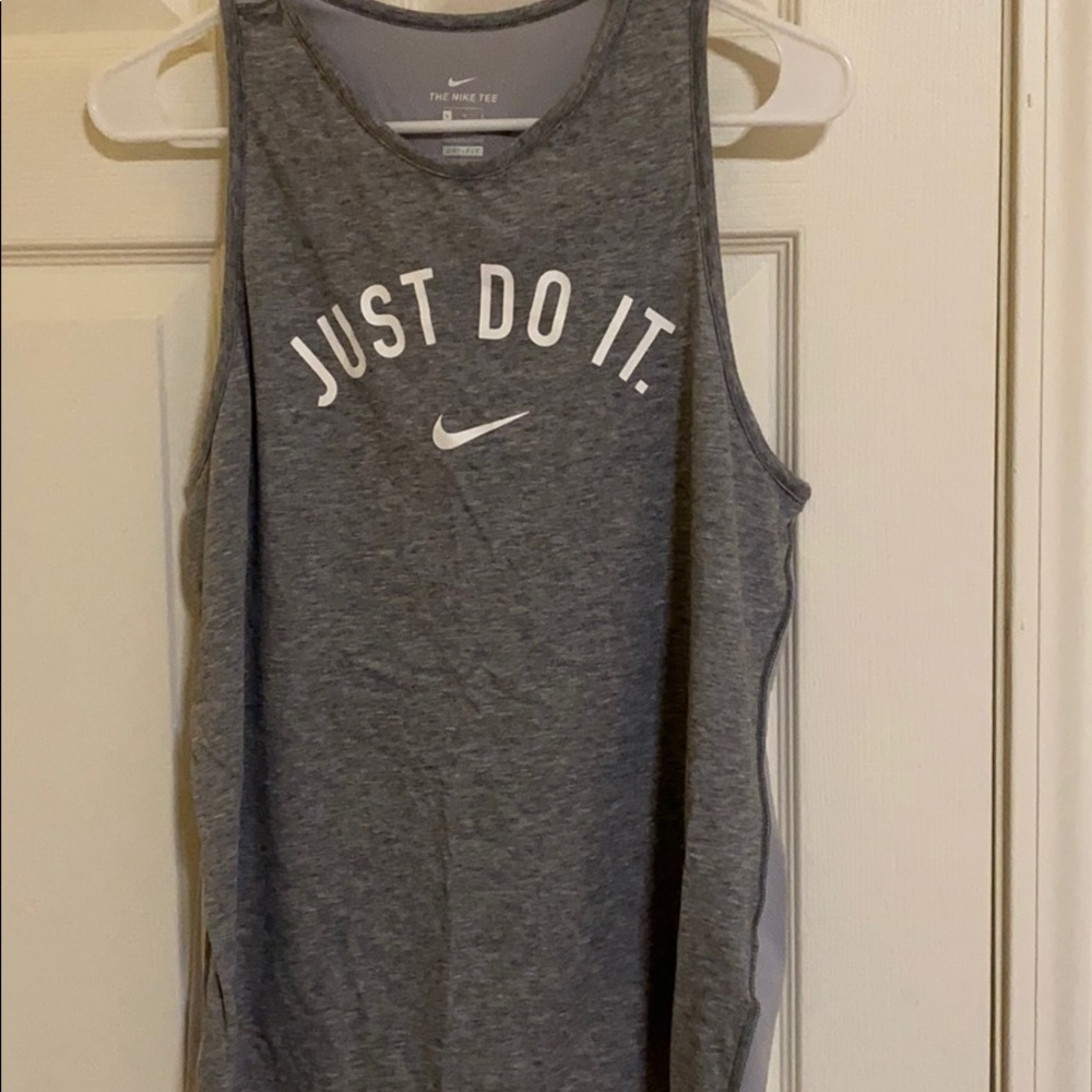Nike Tank (mesh back)
